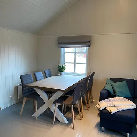 בית נופש Fisherman Cabin In The Middle Of Lofoten